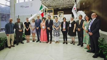 Las tres candidaturas se reunieron