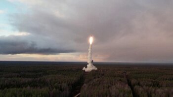 Rusia realizando ejercicios con armas