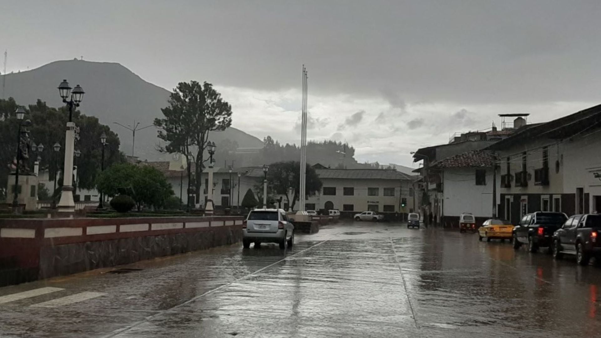 Áncash, Cajamarca, Huánuco, Junín, La Libertad, Lambayeque, Lima, Pasco, Piura y Tumbes se encuentran bajo la alerta por precipitaciones intensas.