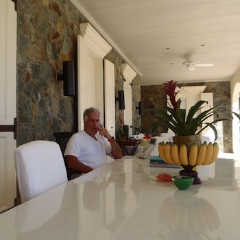 Epstein aprovechaba sus conexiones con