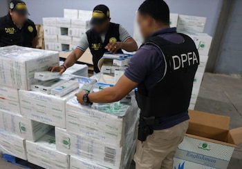La operación, de acuerdo con las autoridades, responde al objetivo de frenar el comercio ilícito de tabaco y derivados. (ANA)