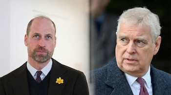 Composición de dos retratos: a la izquierda, el Príncipe Guillermo con barba y chaqueta oscura; a la derecha, el Príncipe Andrés con cabello gris y chaqueta tweed.