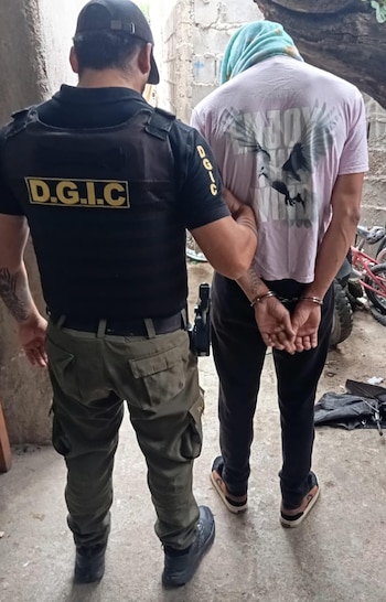 Uno de los detenidos por