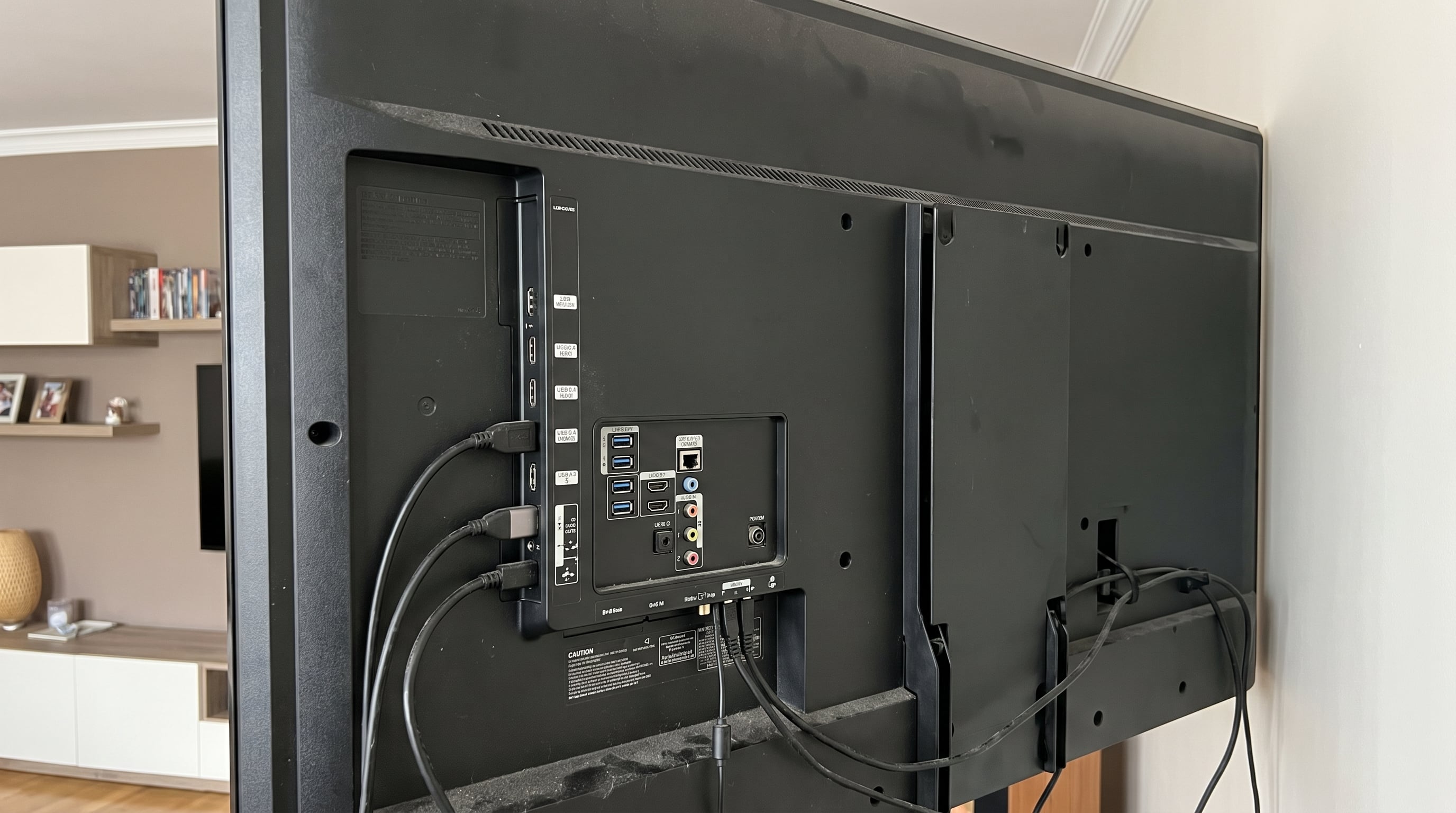 El televisor puede seguir conectándose a aplicaciones streaming si cuenta con un puerto HDMI. (Imagen Ilustrativa Infobae)