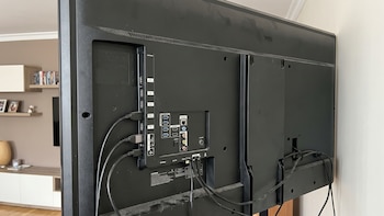 Para qué sirve el puerto USB del televisor: desde reproducir música hasta actualizar el software