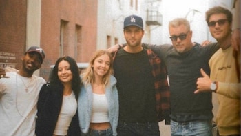 El elenco y el creador