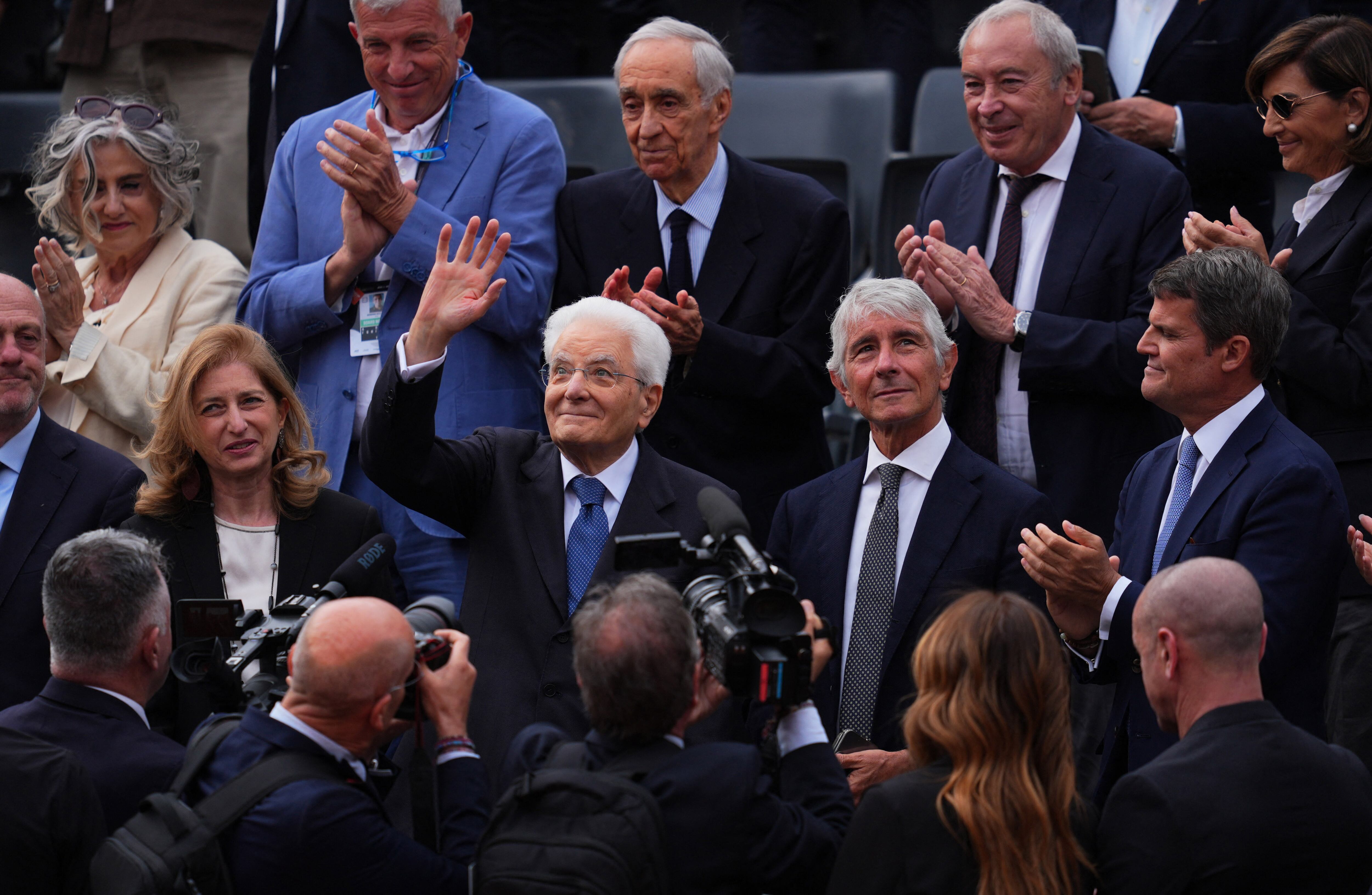 El presidente Sergio Mattarella es la figura política más popular y respetada en Italia. (REUTERS/Aleksandra Szmigiel)