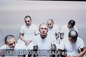 Las reglas internas de la MS-13 centralizan la autorización para actuar contra enemigos y contactar autoridades salvadoreñas. (Foto:FGR)