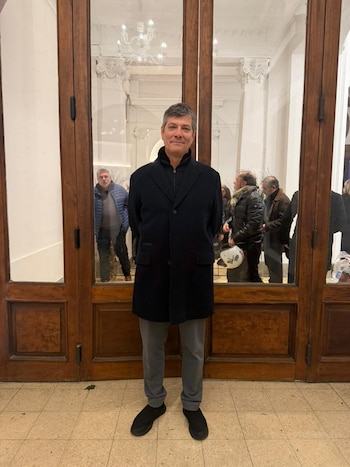 Figuras del espectáculo y la actualidad asistieron al evento en la sala dirigida por Héctor Cavallero con Mora Godoy como figura