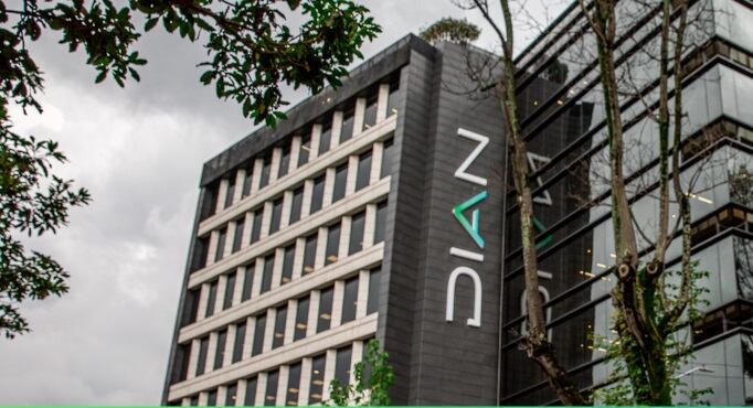 La Dian se encarga de verificar el cumplimiento y de notificar a quienes no alcancen la Tasa Mínima de Tributación requerida - crédito Dian