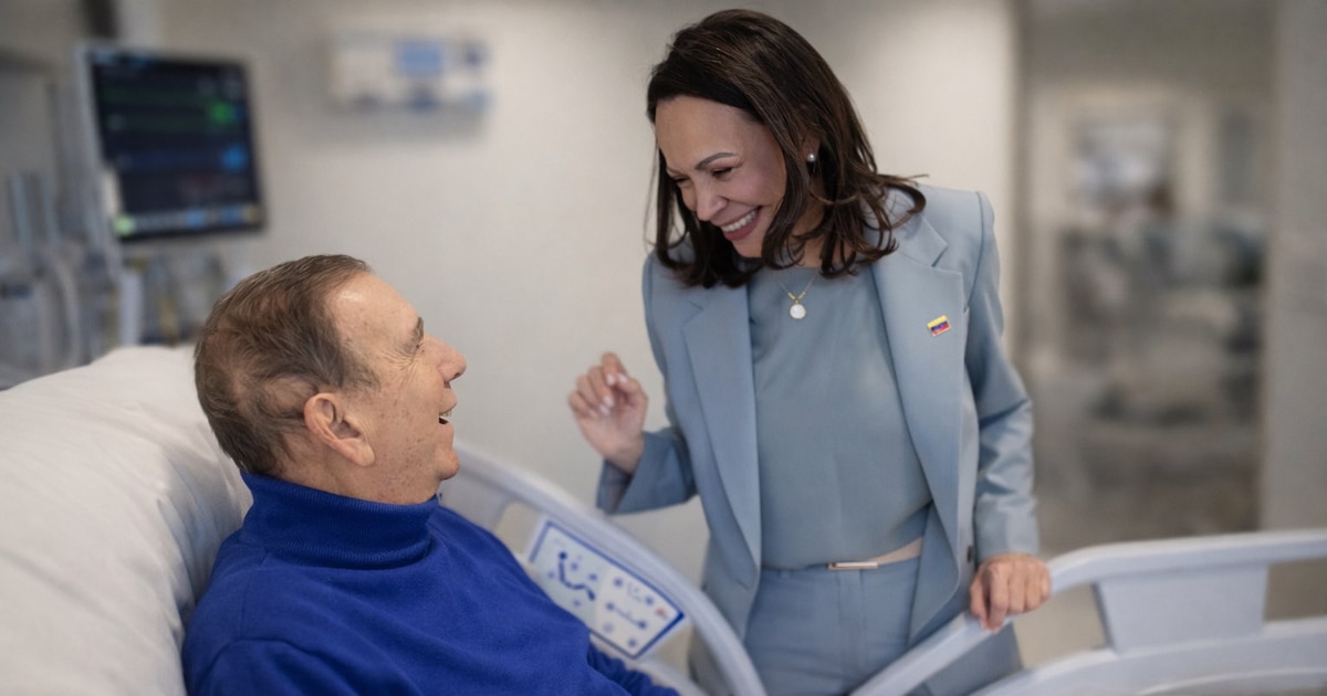 Edmundo González Urrutia Hospitalizado y Ausente en Encuentro con María Corina Machado en Madrid