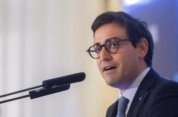 Imagen RXEI735ECVCHLNSMF3UWKSTPAI