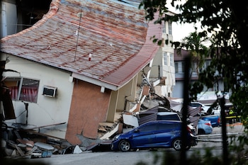Un terremoto de magnitud 7,7 sacude Panamá y causa daños en edificios y vías