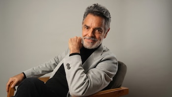 Con animación por IA y fotos familiares: Eugenio Derbez presume su ofrenda de Día de Muertos