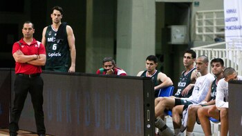 México viene de atrás y