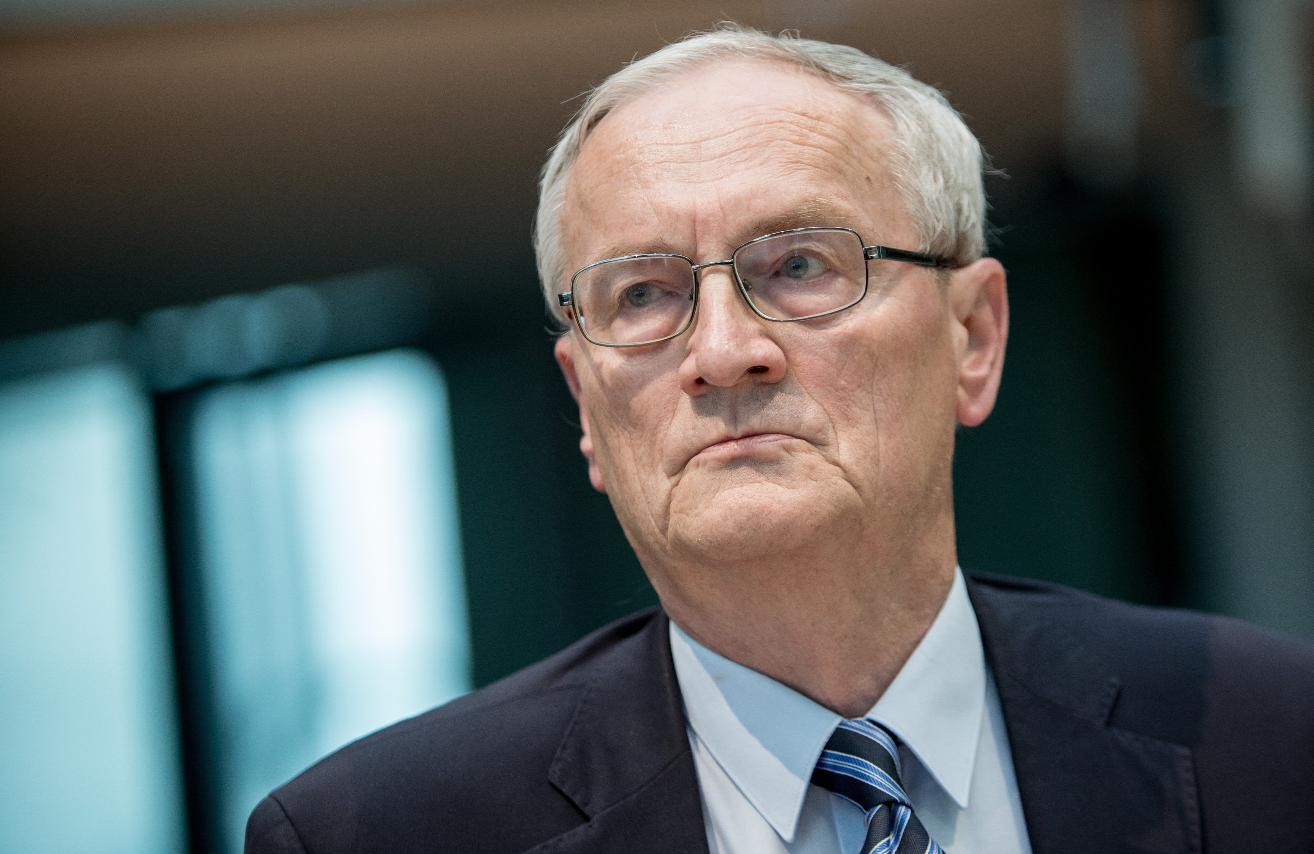 Alemania ordena prisión preventiva contra exjefe de inteligencia por espionaje