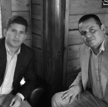 La cercanía entre Manzo y