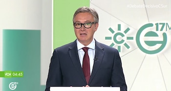 El candidato de Vox insistió en reforzar los controles migratorios y la seguridad en Andalucía