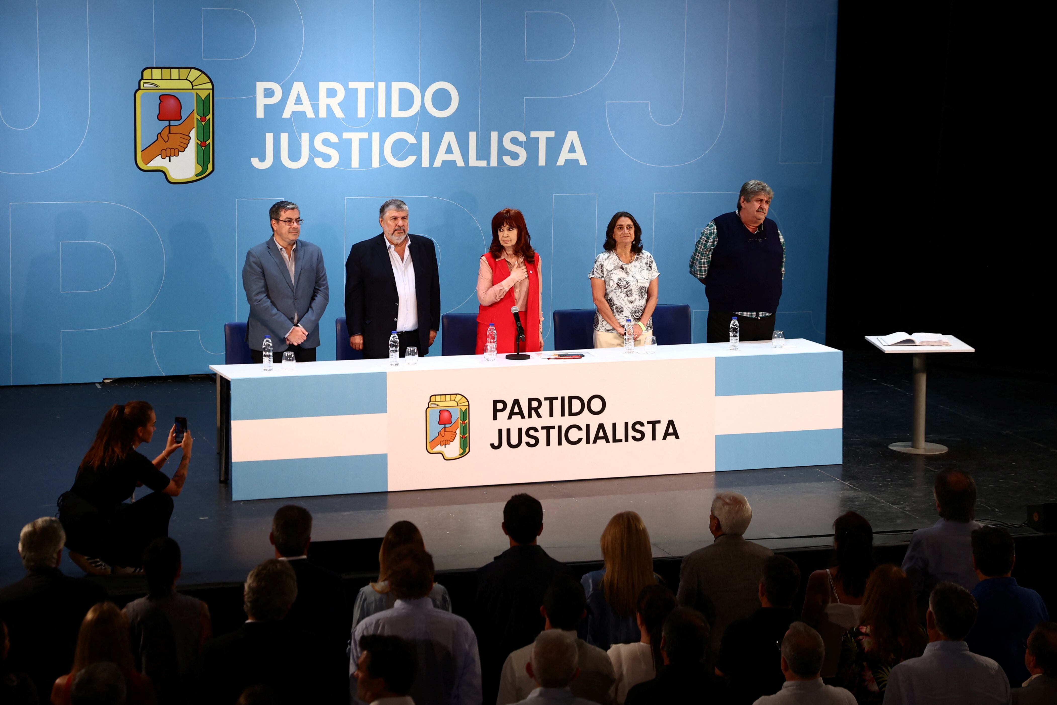 Germán Martínez, José Mayans, Cristina Kirchner, Lucía Corpacci y Ricardo Pignanelli