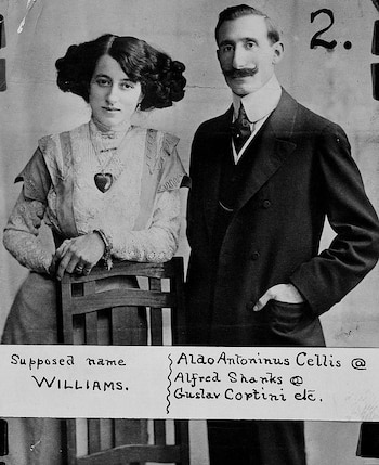 Veronique White y Antonio Carvelli,