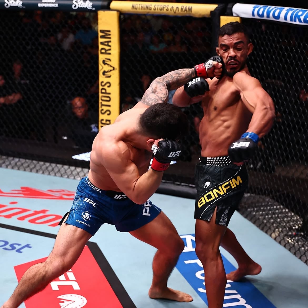 El argentino logró un triunfo clave ante Ismael Bonfim (@ufcespanol)