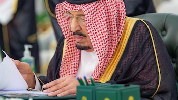 Arabia Saudí regularizará a los yemeníes que residen ilegalmente en el país en plena ofensiva contra los hutíes