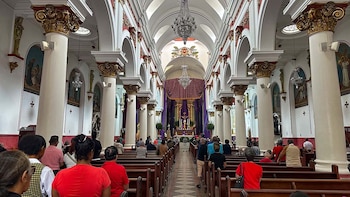 La plazuela de San Ignacio representa el origen de la ciudad y evidencia la transición entre el espacio público y lo sagrado - crédito Alcaldía de Medellín