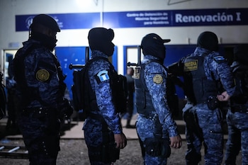 La intervención policial en el penal de Escuintla responde a motines recientes y a la violencia carcelaria que elevó la presión social en Guatemala desde enero de 2026./(Ministerio de Gobernación de Guatemala)