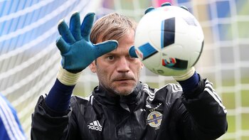 Roy defendió el arco de