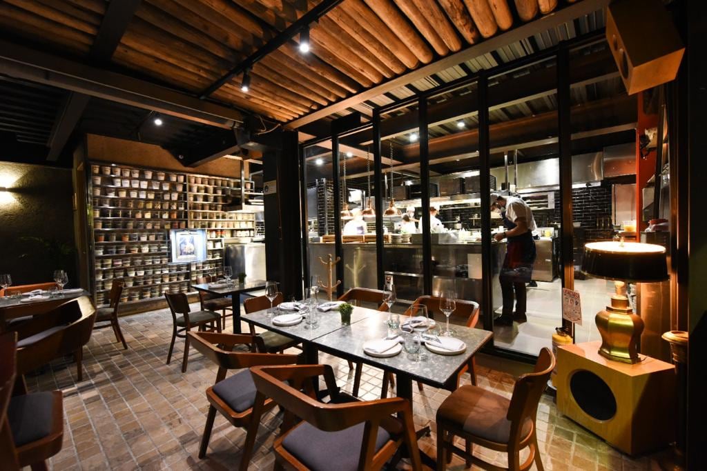 ACODRÉS insiste en que las recientes disposiciones oficiales dificultan la operación diaria de los negocios gastronómicos. - crédito restaurante El Chato