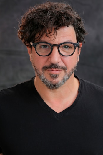 La novena edición del Festival Llegás suma clases magistrales, como la de Pablo Ariel Bursztyn (foto), actividades especiales, espectáculos invitados y un circuito de obras en espacios no convencionales.