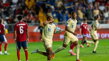 El ministro de Deportes, Kelvin Cruz, anunció una política de tolerancia cero ante actos de indisciplina. (Cortesía: Concacaf)