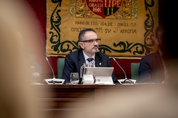 Imagen RYW226CBFFHYVE2J6IABFJWV5U