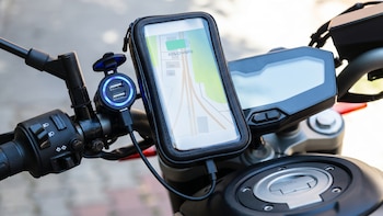 Cómo instalar un USB en la moto y para qué sirve