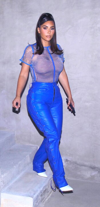 Celebrities-en-un-clic-Kim-Kardashian-09102020