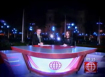 Mávila Huertas en la cobertura