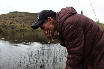Vidal González guardabosques -reserva donde nace el río Bogotá -19-09-2020