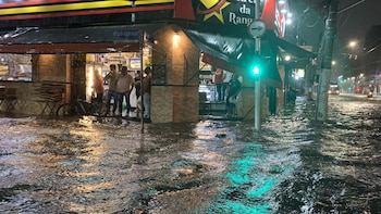 Al menos 22 muertos y