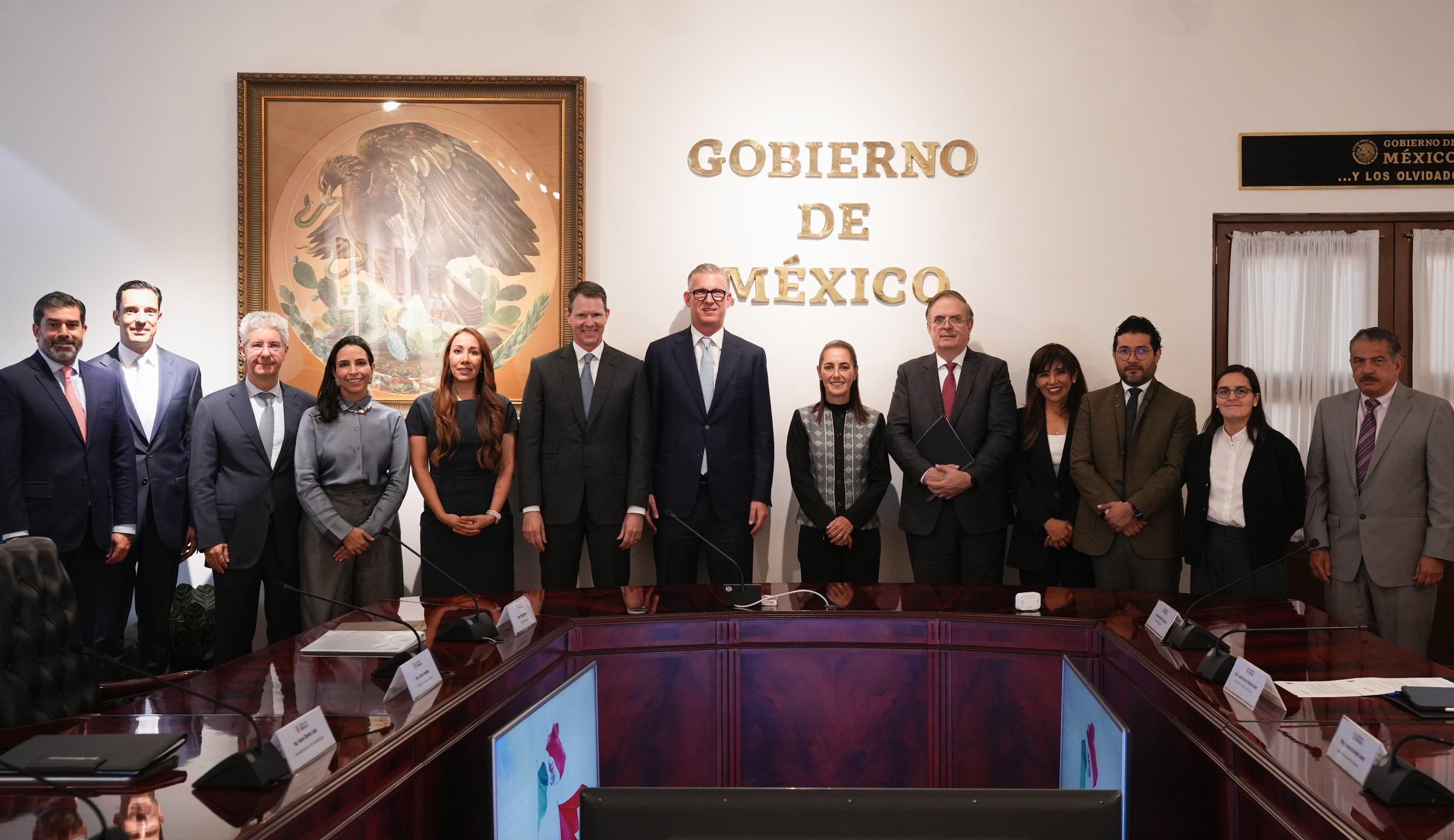 Sheinbaum se reúne con Philipp Navratil, la multinacional Nestlé duplicará inversión en México. (Foto: Presidencia)