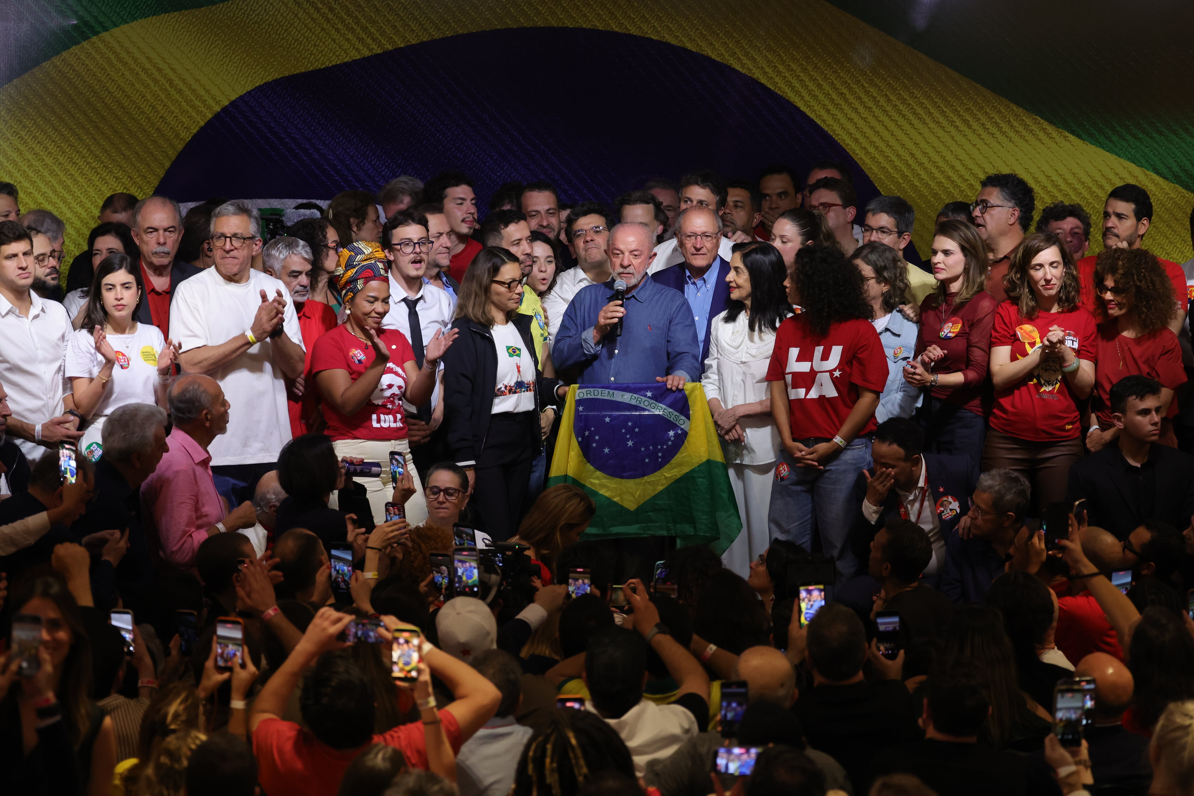 El sector financiero preveía un triunfo bolsonarista y el resultado electoral alteró las expectativas sobre el dólar y las tasas de interés - EFE/ Sebastiao Moreira
