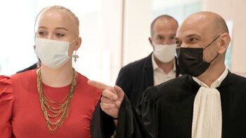 La adolescente que se identifica