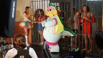 Karina Rivera y Timoteo emocionados