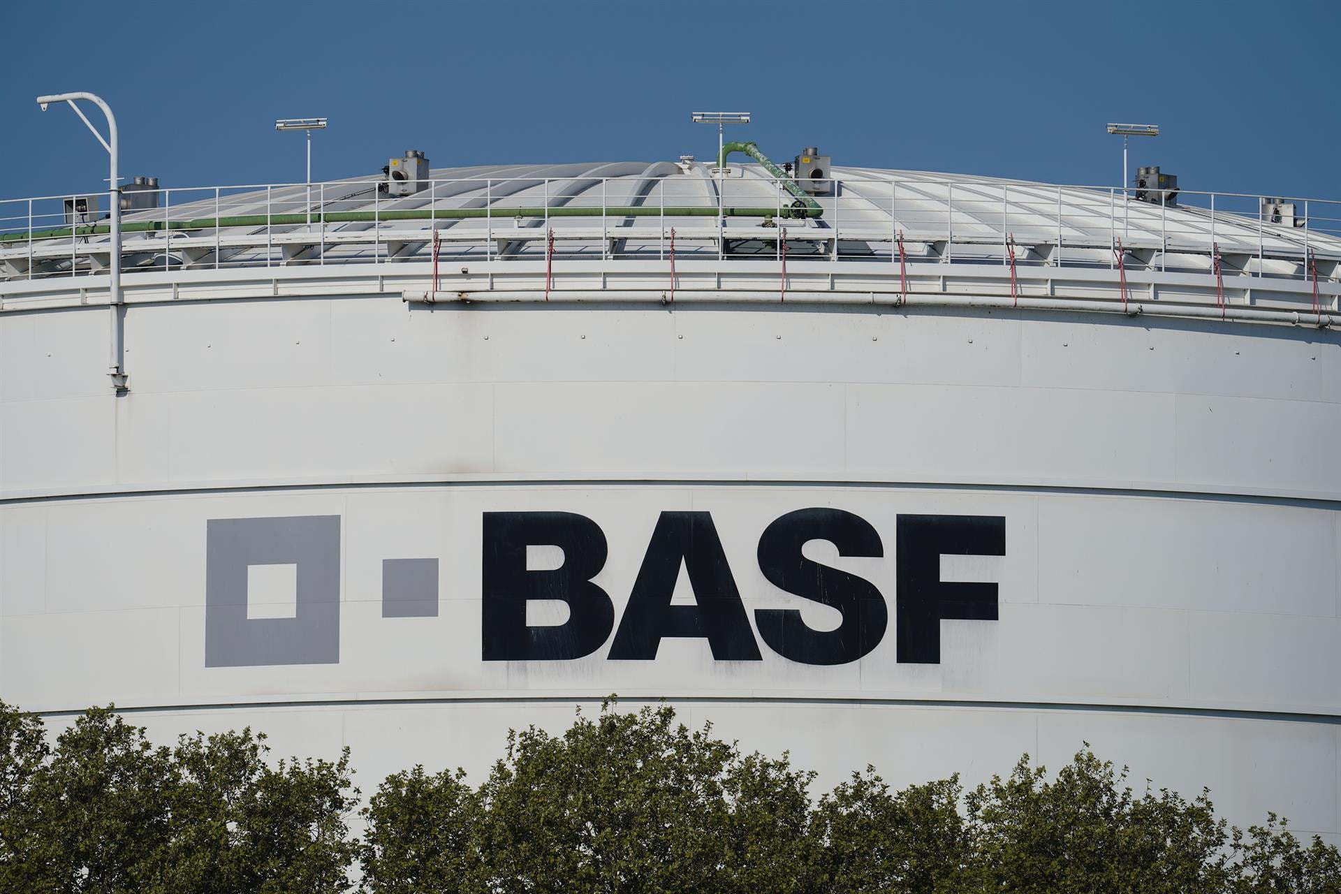 Basf mejora su propuesta de compra por Evonik y ofrece más de 11.000 millones