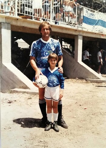 Marcelo Firpo con su hijo,