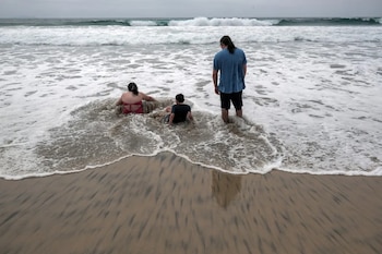 Las campañas para mejorar la infraestructura prevén eliminar hasta el 90% de los flujos de aguas negras hacia la costa de California (Independent)