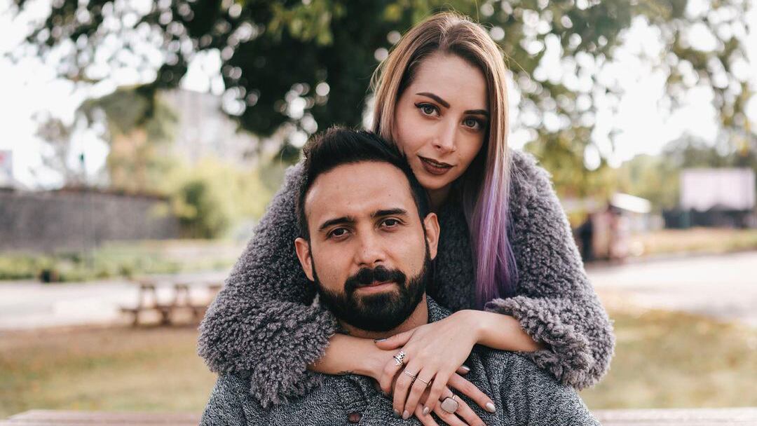 La creadora de contenido revela que el cambio en el orden de apellidos busca evitar la desaparición del apellido materno (Foto: Instagram/@justyoss)