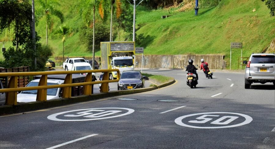 El Ministerio de Transporte presentó una hoja de ruta para acelerar proyectos, mejorar vías rurales, modernizar puertos y simplificar trámites del sector - crédito vivirenelpoblado