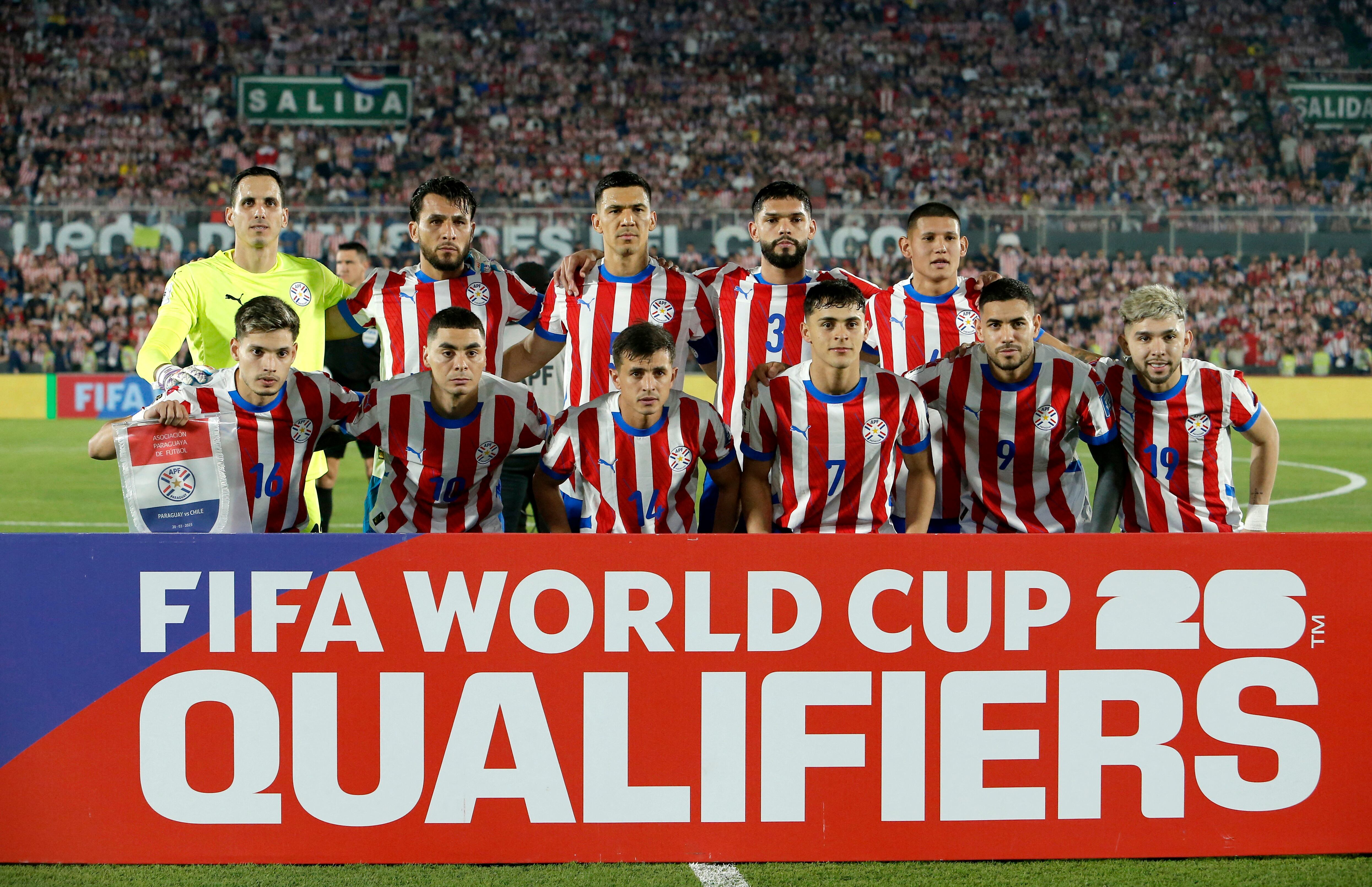 Este es el equipo de Paraguay, adversario de Colombia para la jornada 14 de las eliminatorias - crédito César Olmedo/REUTERS