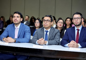 Este diplomado está dirigido a