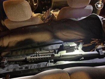 El aseguramiento del arma y